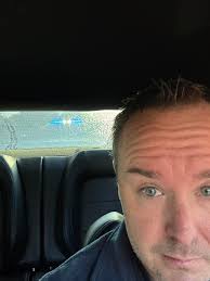 Cop thinks he's slick hiding behind that red Mustang 🤦🏾‍♂️