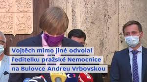 Terčem vtipů se záhy poté stal také epidemiolog roman prymula, který vojtěchovo místo v čele. Ministr Zdravotnictvi Vojtech Rezignoval Na Svou Funkci Nahradi Ho Prymula Uz Byl Jmenovan Kurzy Cz