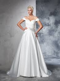 Dressyin bietet eine vielzahl von designs und stilen von brautkleider online. Duchesse Linie Schulterfrei Ruschen Armellos Lange Taft Brautkleider At Hebeos Online