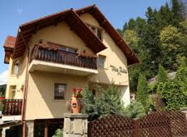 1 x weekend romantic la munte la pensiunea boema 3* din sinaia. Sejururi