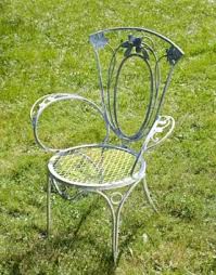 The antique black finish is neutral to match any outdoor furniture you have and will hold up in any weather conditions. Wrought Iron Outdoor Furniture Vintage Iron Patio Furniture