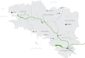 With hindsight it's easy to see that from that moment the canal was in trouble as a commercial waterway. Strong Le Canal De Nantes A Brest Strong Le Canal De Nantes A Brest Escales Fluviales De Bretagne Canal De Nantes A Brest Blavet Canal D Ille Et Rance Et Vilaine