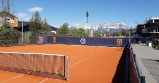 The stadium has hosted the austrian open since 1945. Kitzbuheler Tennis Club Etennis Beim Traditionsreichen Tennisclub In Tirol