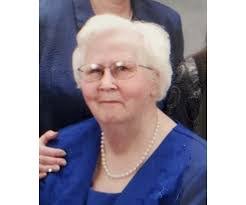 Lucy Dietz's Instagram, Twitter & Facebook