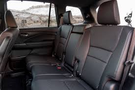 Edmunds also has honda civic pricing, mpg, specs, pictures, safety features, consumer reviews and more. 2019 Honda Passport 8 Things We Like And 5 We Don T News Cars Com