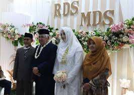 @panditfootball din syamsudin nikah lagi ndit carlo ancelotti kagak 🤣. Hyrsodiub0zfxm