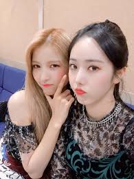 Sinb x reader (german ff) von bts_army_girl_08. Sinb Sowon Gfriend Sowon G Friend Korean Girl Groups