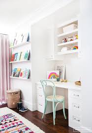 The units here act as bedside tables, eliminating the need for extra furniture. Cdn Decorpad Com Photos 2016 06 13 Kids Room Bu
