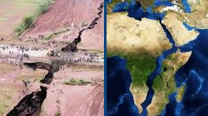 Scientists discover reason why Africa is splitting in two as huge crack  found