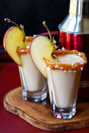 These Salted Caramel Apple Shots Taste Just As Good As They Look Cocktails Shotrecipes Desseertshots Whisk Caramel Apple Shots Caramel Apples Shot Recipes