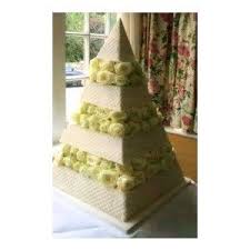 Cakesbysarah Pyramid Wedding Cake Wedding Cakes Cake Pretty Cakes