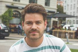 Mød Sarah: Hun er RUC'er by day og rockstjerne by night