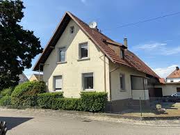 482.800 € 151 m² 6 zimmer. Zfh Baden Baden Stadteil Sandweier Mit Grossem Bau U Ausbaupotential Kurzfristig Verfugbar Iws Immobilien