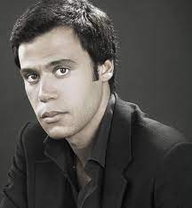 لكن عندما تقع عفريتة في حبه، تمنحه فرصة لتغيير حياته كلياً. Ù…Ø­Ù…Ø¯ Ø§Ù…Ø§Ù… M A Emam Twitter