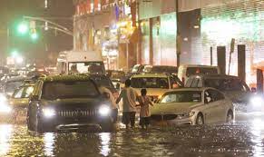Le 30 octobre, le maire de new york déclare que la tempête a fait une dizaine de morts dans la ville et annonce la réouverture de trois ponts fermés antérieurement. Z9g8esygvnxikm