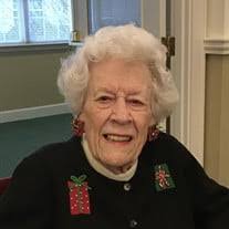 Polly Crowley's Instagram, Twitter & Facebook