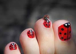 Toe nail designs 2020 give certain elegance to any woman's feet. Simple Toenail Designs For Summer