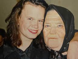 Can someone fix the darkness and blurriness of this photo?