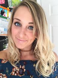 Big Brother Mzansi singing encouragement