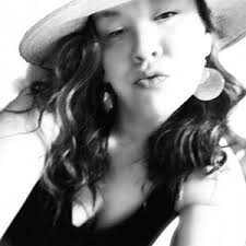 Stephanie Nunya's Instagram, Twitter & Facebook