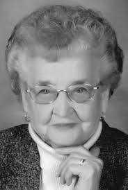 Elsie Hamby's Instagram, Twitter & Facebook