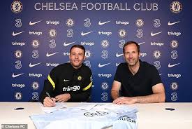 Bettinelli was born in camberwell, greater london. Kvanh8fxhih Mm