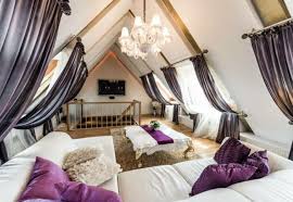 Roof Window Curtains Ideas And Solutions For Your Own Inspiration Gardinen Fur Dachfenster Dachfenster Schlafzimmer Dachschrage