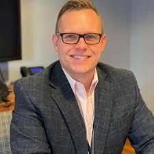 Steve Yanni's Instagram, Twitter & Facebook