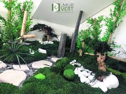 Pour concevoir un jardin japonais dans un petit espace, l'effet de trompe l'œil est de mise. Le Mur Vert Jardin Japonais Naturel Avec Fontaine D Eau Sans Entretien