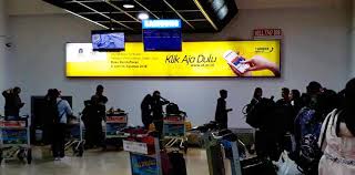 Contoh teks negosiasi bisnis, jual beli, sekolah, masyarakat, keluarga, konflik jual beli mobil daftar isi. En Contoh Iklan Pendidikan Yang Berada Di Bandara Jakarta