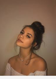 Necklace And Simple Hair For Home Selfie Poses Instagram Photography Poses Selfies Poses