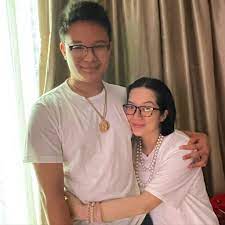 Kris aquino has shared that she and her son bimby were supposed to have dinner with derek ramsay and his family, but she missed it because she wasn't feeling well. Bimby Son Of Kris Aquino Earns First Honors In School Manila Bulletin