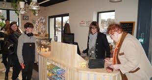 Photo Schirrhein. Deux nouveaux commerces ont ouvert leurs portes - DNA