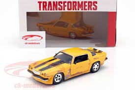 It's hard not to love bumblebee, one of the smallest transformers with one of the biggest hearts. Jadatoys 1 24 Chevrolet Camaro 1977 Transformers Bumblebee 2018 Yellow 253115001 Model Car 253115001 4006333065446