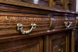 Starting out as a platform to buy and sell second hand furniture in great condition and affordable prices, 2nd chance has since grown into asia's biggest used furniture warehouse. Buying Second Hand Furniture What Do You Need To Consider Propertyguru Malaysia