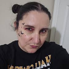 I have a question I have no balls and when I go to a pokemon stop it said  my bag is full