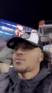 Davey (@davian.hester)