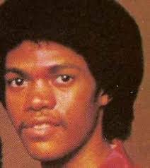 Kevin Bell's Instagram, Twitter & Facebook