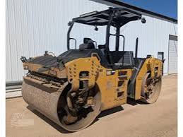 Caterpillar CB66B Smooth Drum Roller