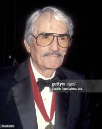 37点のTed Peckの写真と高解像度写真