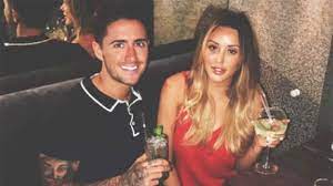 Charlotte crosby and stephen bear split in august 2017credit: Stephen Bear Now Claims He S Back Together With Charlotte Crosby And We Re Totally Lost Celebrity Heat