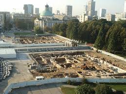 Zatrzymana dziesięć lat temu odbudowa pałacu saskiego powraca jako temat przed wyborami samorządowymi. Palac Saski W Warszawie Ppkz