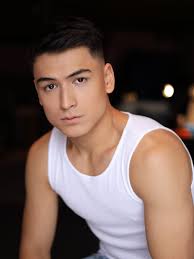 Cameron Roberts's Instagram, Twitter & Facebook