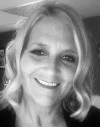 In Between Loving You (The Sidney Series): Fisher, Susan Geveden:  9798461195106: Amazon.com: Books