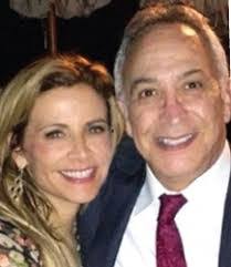 Sandra Bross's Instagram, Twitter & Facebook