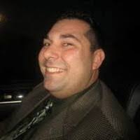 Rachelle Mahoney's Instagram, Twitter & Facebook