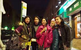 Asri welas, aurora ribero, bayu skak and others. Ozxupjhpuwj Lm