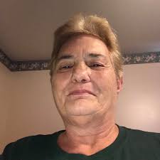 Is Dr. Karmel Carothers a recommended medical provider in Independence?