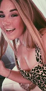 Frankie Roark's Instagram, Twitter & Facebook