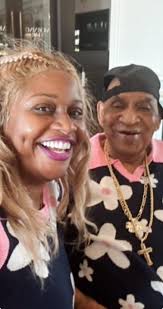 I'm here to tell y'all put God first keep the faith and keep WORKING  💪🏼🤞🏼 👰🏽 🤵🏽👸🏽🤴🏼 💍 💎